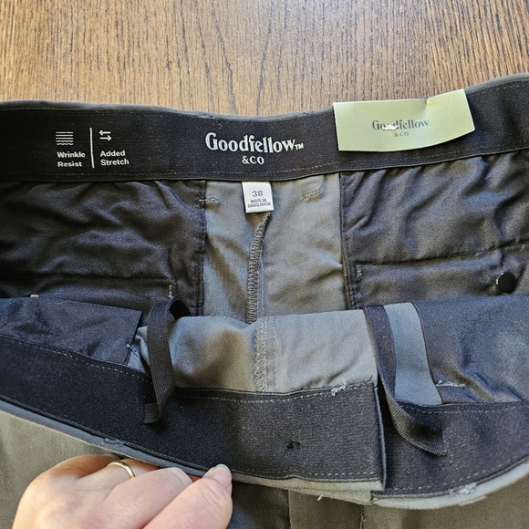 Goodfellow & Co Men's Charcoal 9" Flat Front Tech Chino Shorts Size Men's 38 NEW - Picture 8 of 12